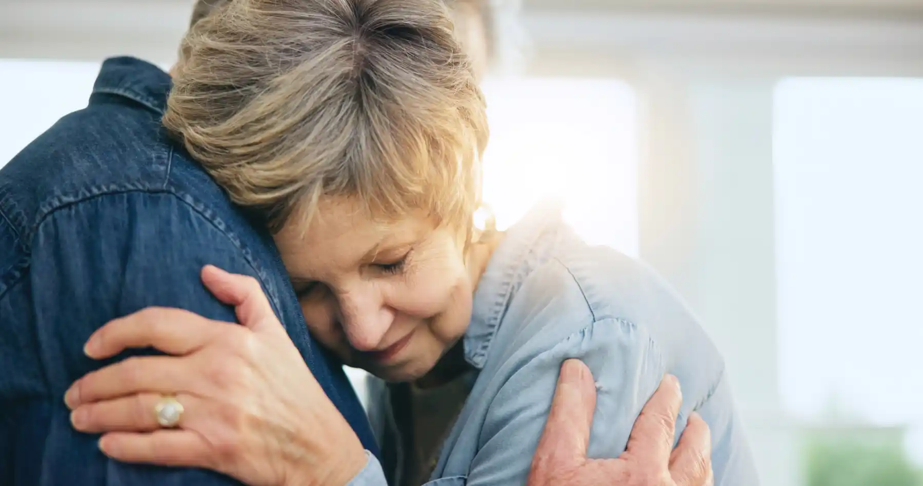 Essential Reads on Dementia A Guide to Understanding Your Loved One